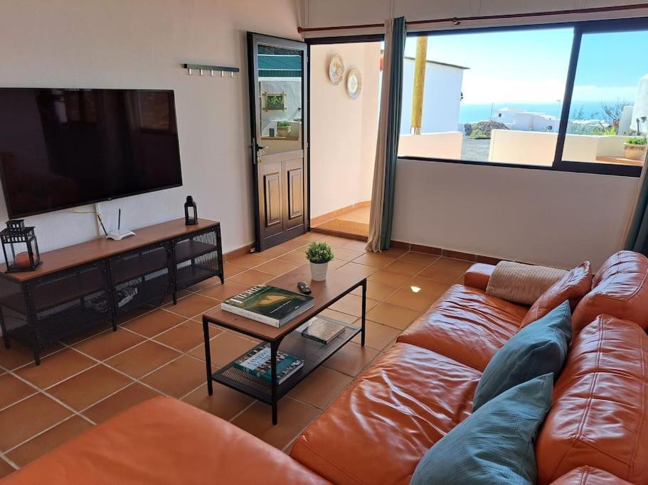 Apartamento Valentina 蒂亚斯 外观 照片